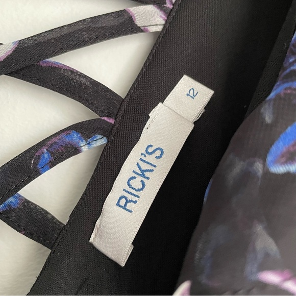 💗 RICKI’S Elegant Black Floral Maxi Dress - Picture 6 of 11